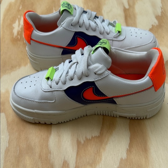 Nike Air Force 1 Pixel White Concord Crimson Size 6.5 - Picture 10 of 14